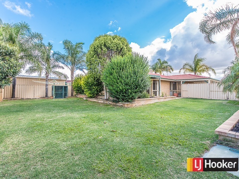 5 Blakemore Retreat, Huntingdale WA 6110
