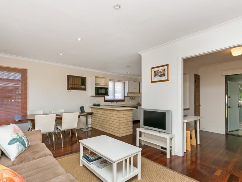 9 Letsom Way, Langford WA 6147