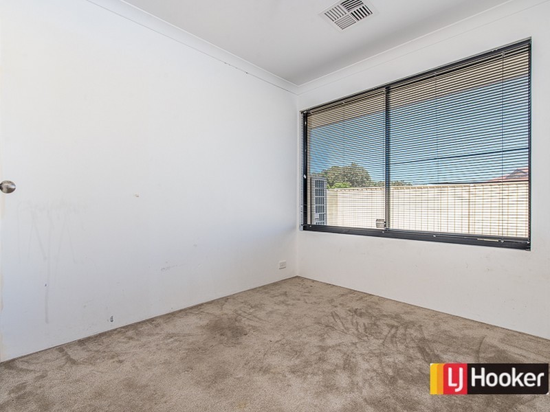 23 Ralphs Street, Seville Grove WA 6112