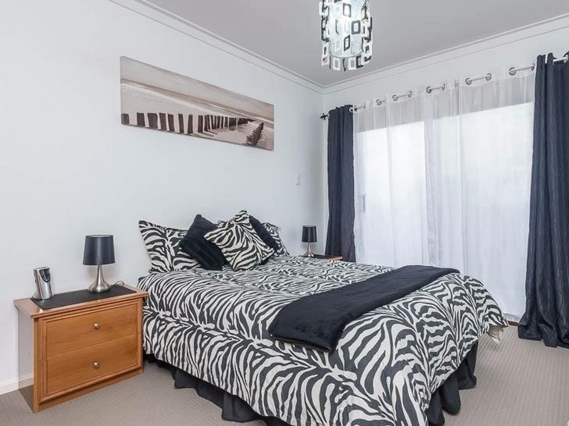 9 Camborne Way, Thornlie WA 6108
