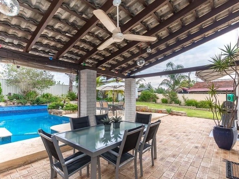 9 Camborne Way, Thornlie WA 6108