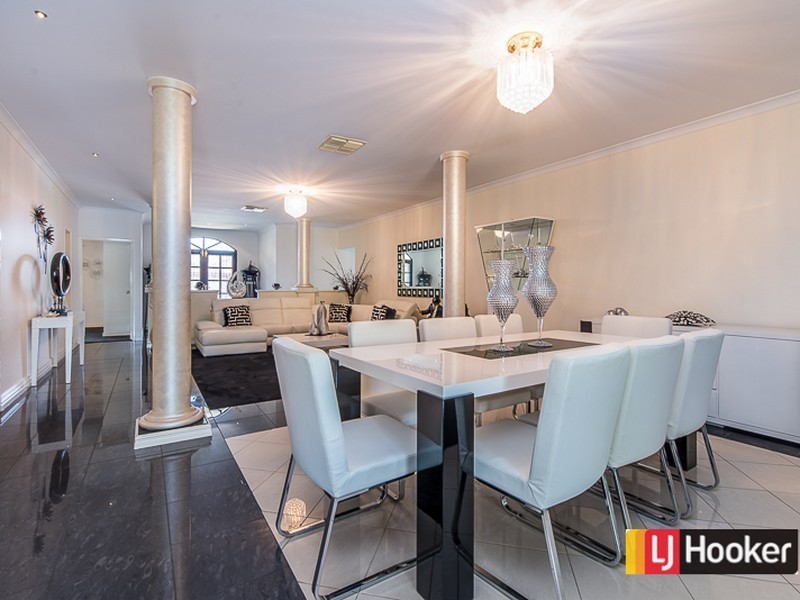 119 Southacre Drive, Canning Vale WA 6155