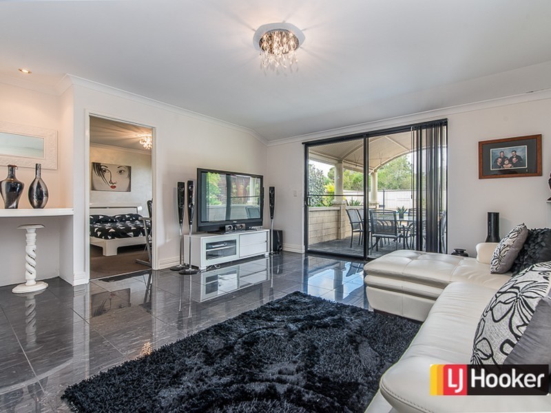 119 Southacre Drive, Canning Vale WA 6155