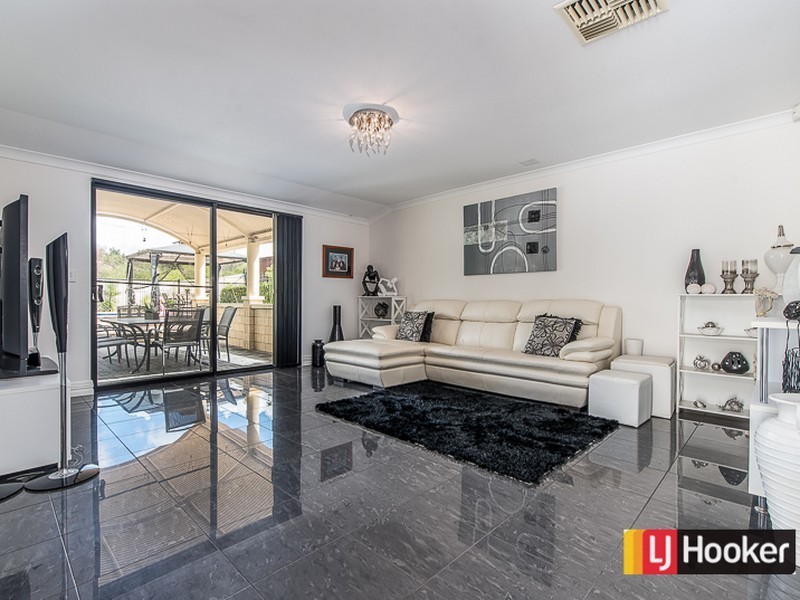 119 Southacre Drive, Canning Vale WA 6155