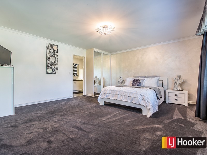 119 Southacre Drive, Canning Vale WA 6155