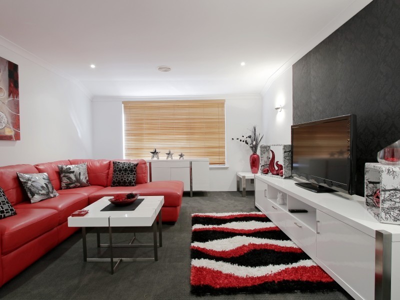 11 Cuthbert Street, Canning Vale WA 6155