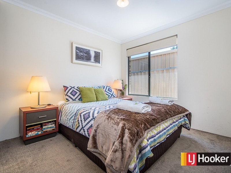 61B Thornlie Avenue, Thornlie WA 6108