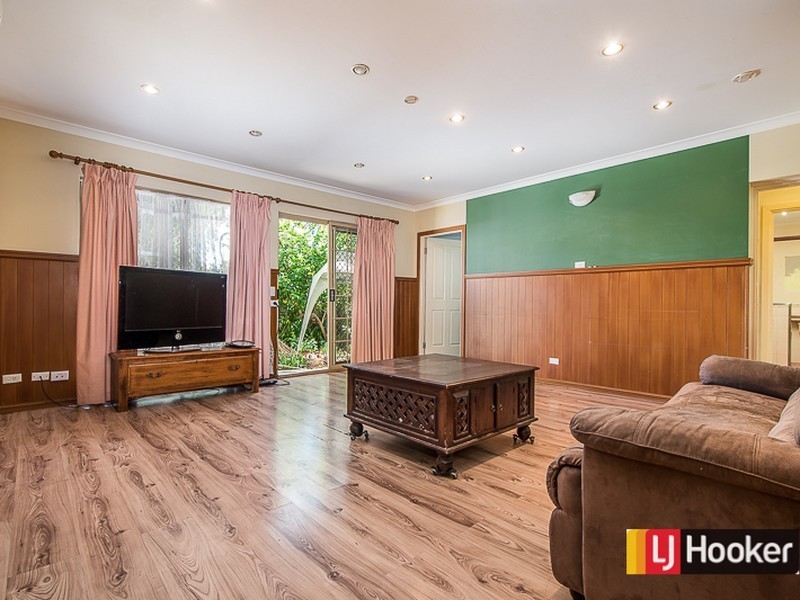 32 Winchester Road, Armadale WA 6112