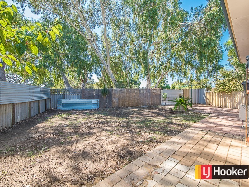 32 Winchester Road, Armadale WA 6112