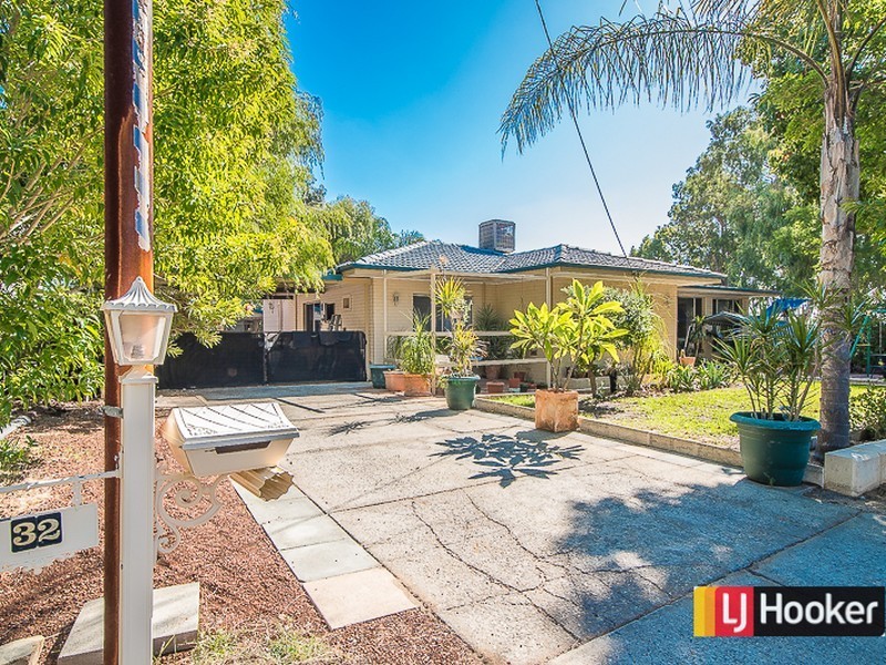 32 Winchester Road, Armadale WA 6112