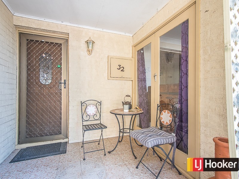 32 Winchester Road, Armadale WA 6112