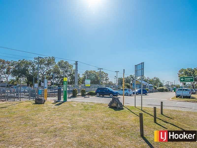 32 Winchester Road, Armadale WA 6112