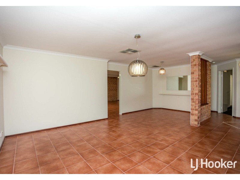 24 Discovery Drive, Thornlie WA 6108