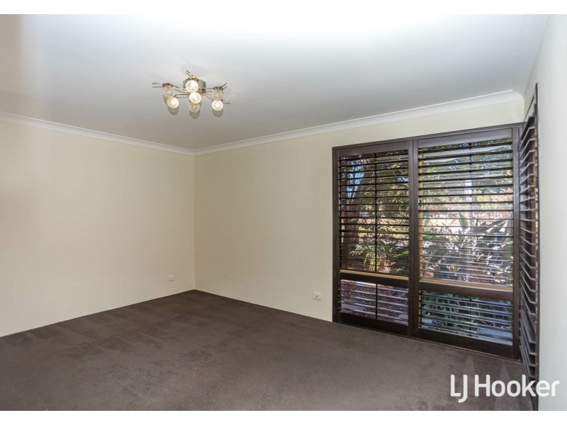 24 Discovery Drive, Thornlie WA 6108