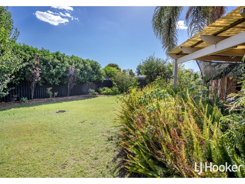 24 Discovery Drive, Thornlie WA 6108