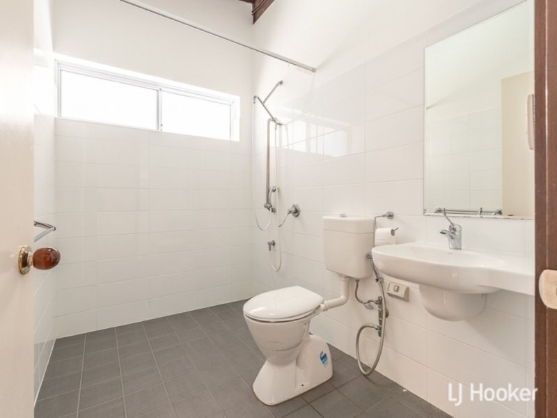 28 Coronet Court, Thornlie WA 6108