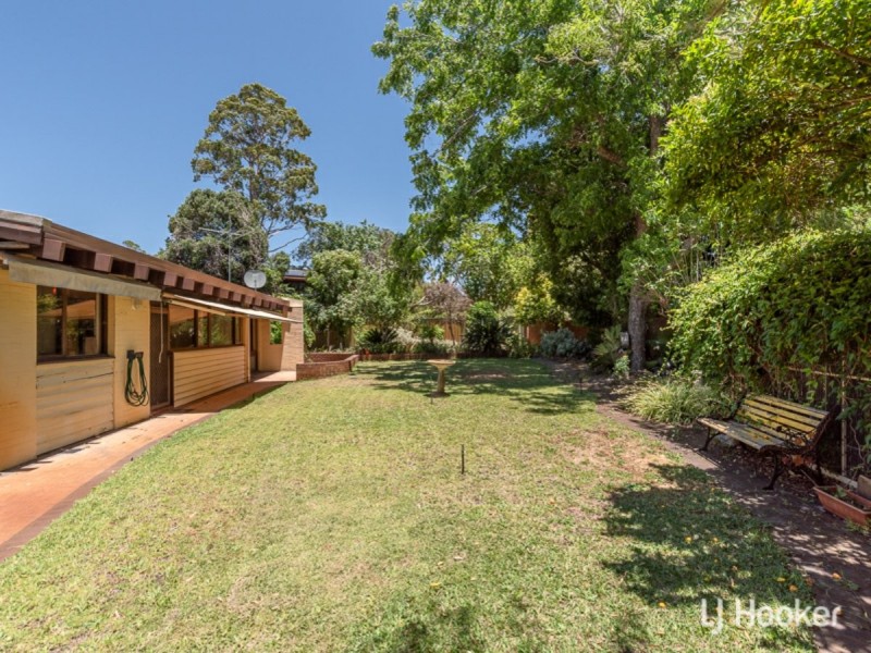 28 Coronet Court, Thornlie WA 6108