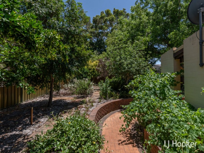 28 Coronet Court, Thornlie WA 6108