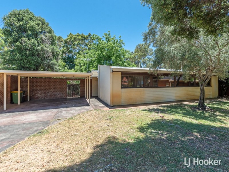 28 Coronet Court, Thornlie WA 6108