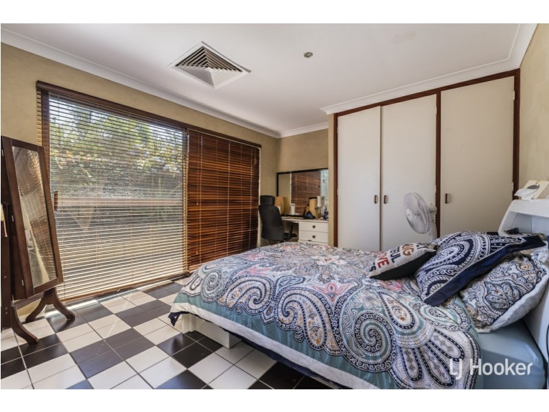 9 Hayes Court, Thornlie WA 6108