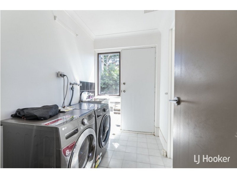 9 Hayes Court, Thornlie WA 6108