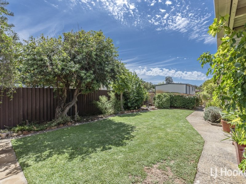 48 Grainger Way, Thornlie WA 6108