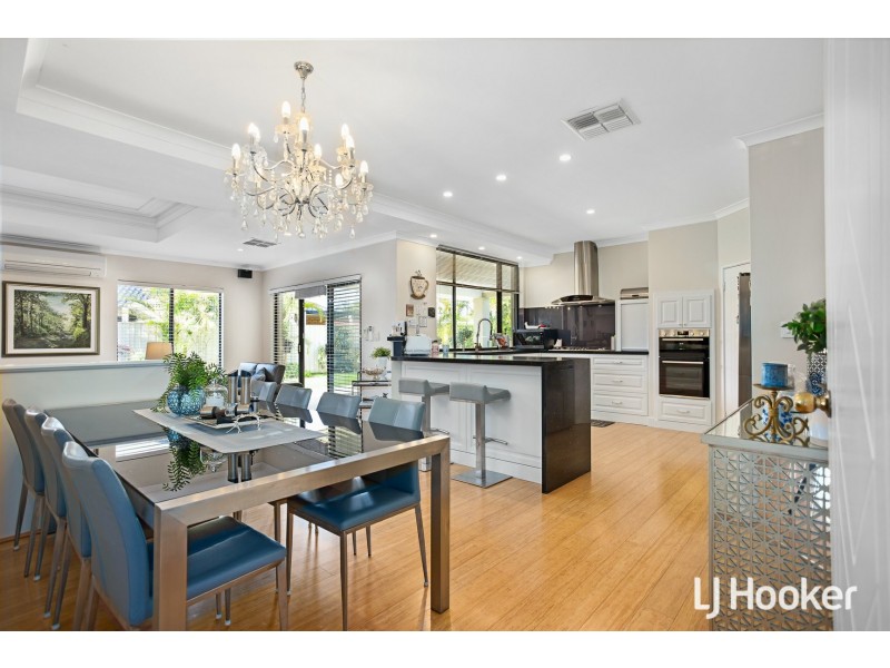 51 Welbeck Road, Canning Vale WA 6155