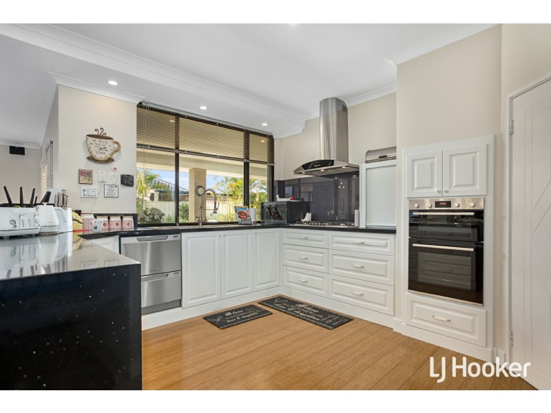 51 Welbeck Road, Canning Vale WA 6155