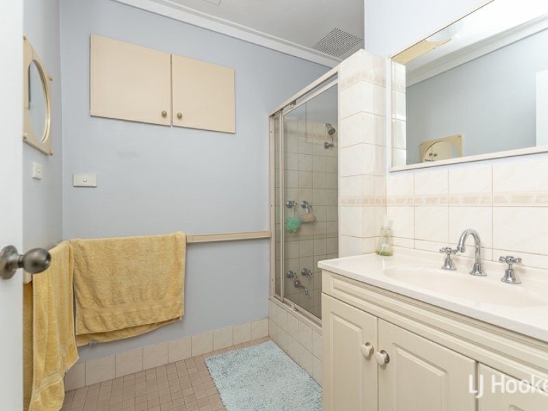 44 Lyrebird Way, Thornlie WA 6108