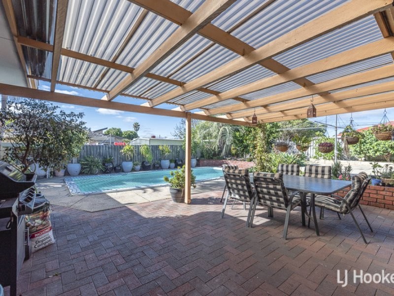 44 Lyrebird Way, Thornlie WA 6108