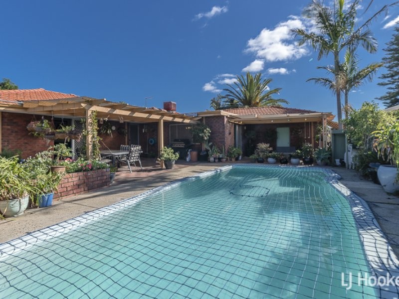 44 Lyrebird Way, Thornlie WA 6108