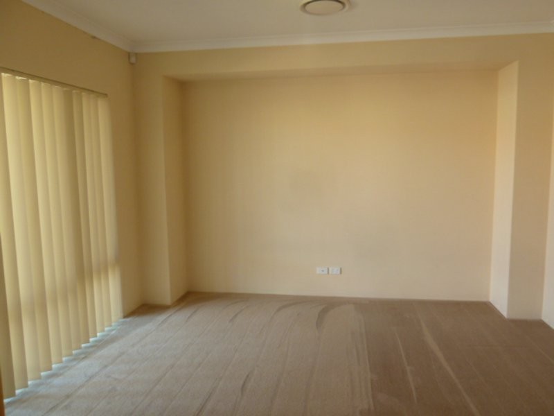 41 Finsbury Drive, Thornlie WA 6108