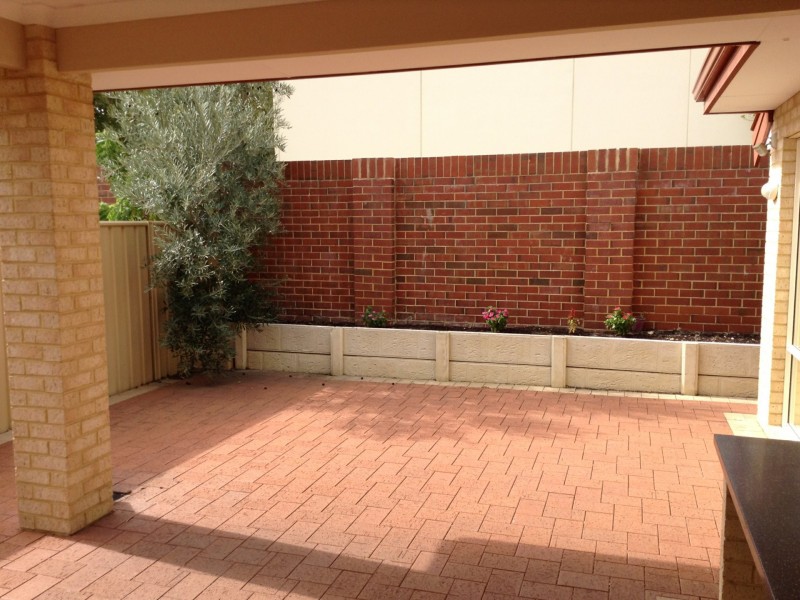 41 Finsbury Drive, Thornlie WA 6108