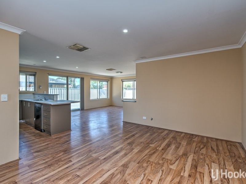 154 Harpenden Street, Huntingdale WA 6110