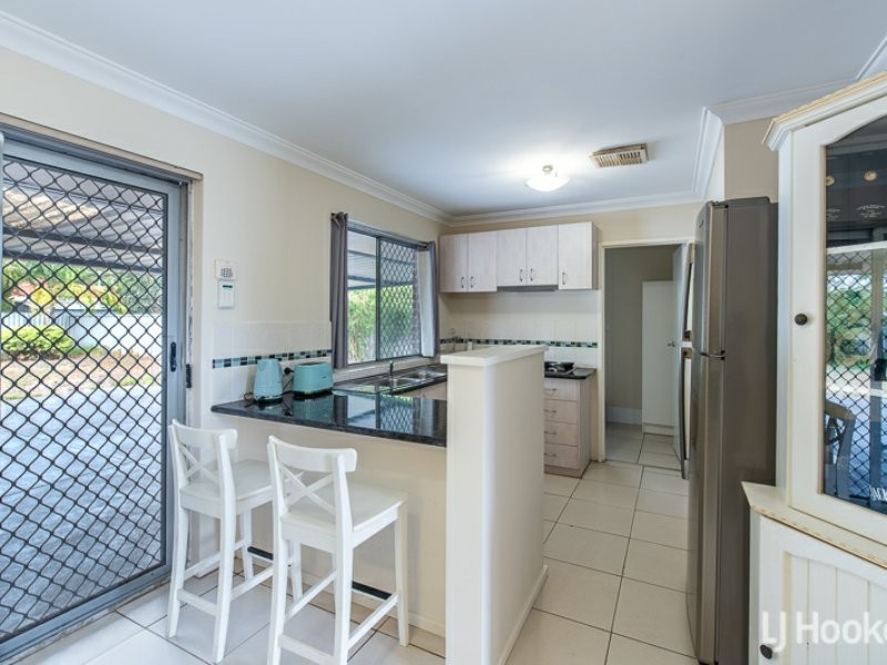 9 Chevalier Way, Thornlie WA 6108