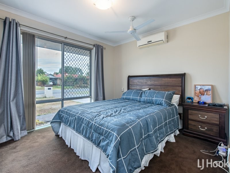 9 Chevalier Way, Thornlie WA 6108