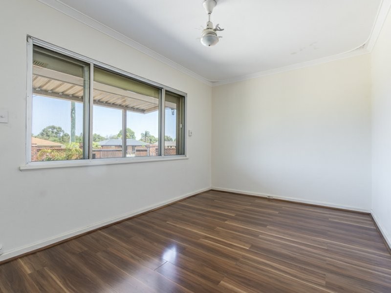 19 Yale Road, Thornlie WA 6108