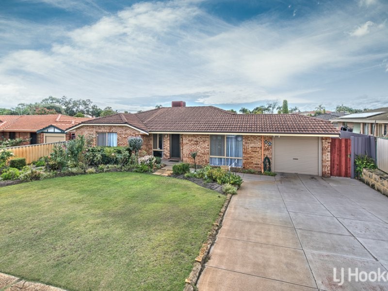 33 Timbercrest Road, Thornlie WA 6108