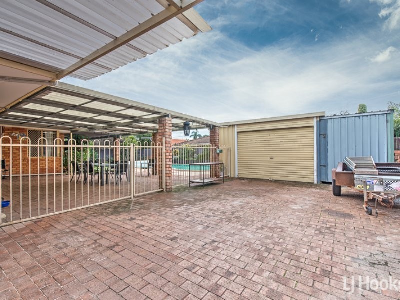 33 Timbercrest Road, Thornlie WA 6108