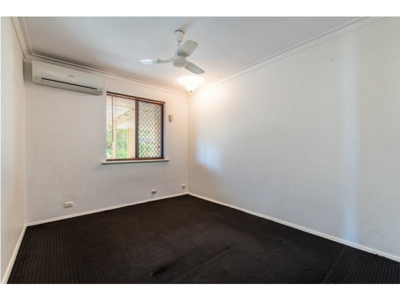 21 Orberry Place, Thornlie WA 6108