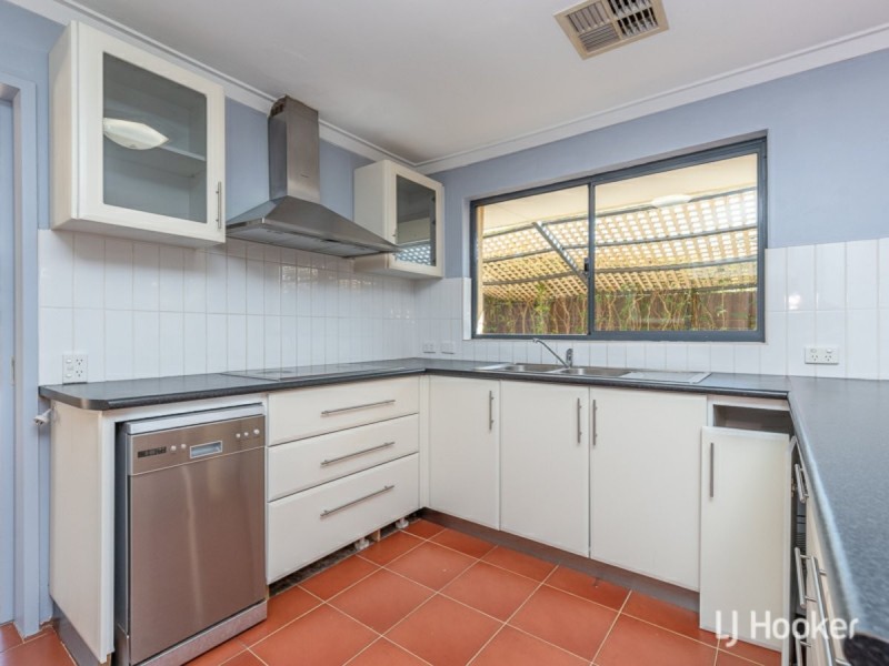 16 Kelvedon Way, Huntingdale WA 6110