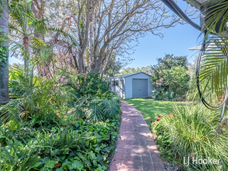 16 Kelvedon Way, Huntingdale WA 6110