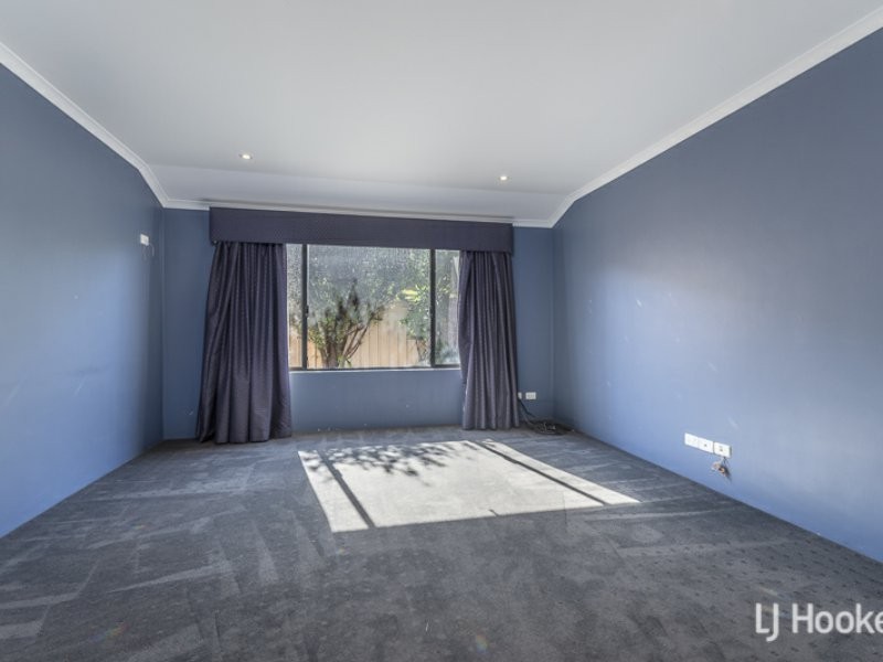 7 Blade Road, Canning Vale WA 6155