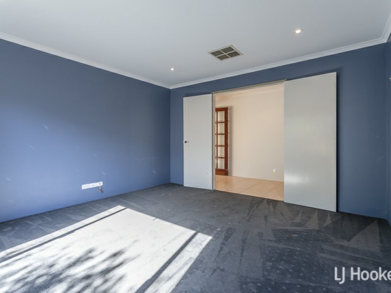 7 Blade Road, Canning Vale WA 6155