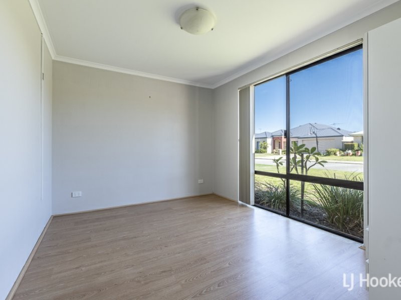 7 Blade Road, Canning Vale WA 6155