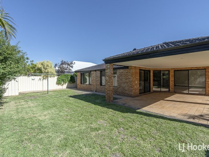 7 Blade Road, Canning Vale WA 6155