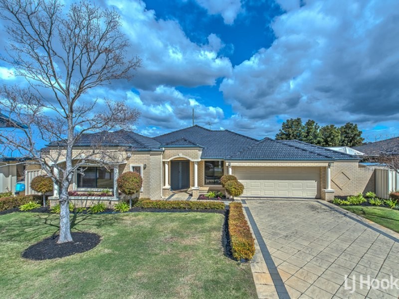 5 Manderstone Way, Canning Vale WA 6155