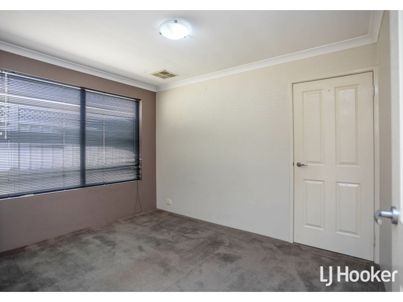 14 Dupont Way, Canning Vale WA 6155