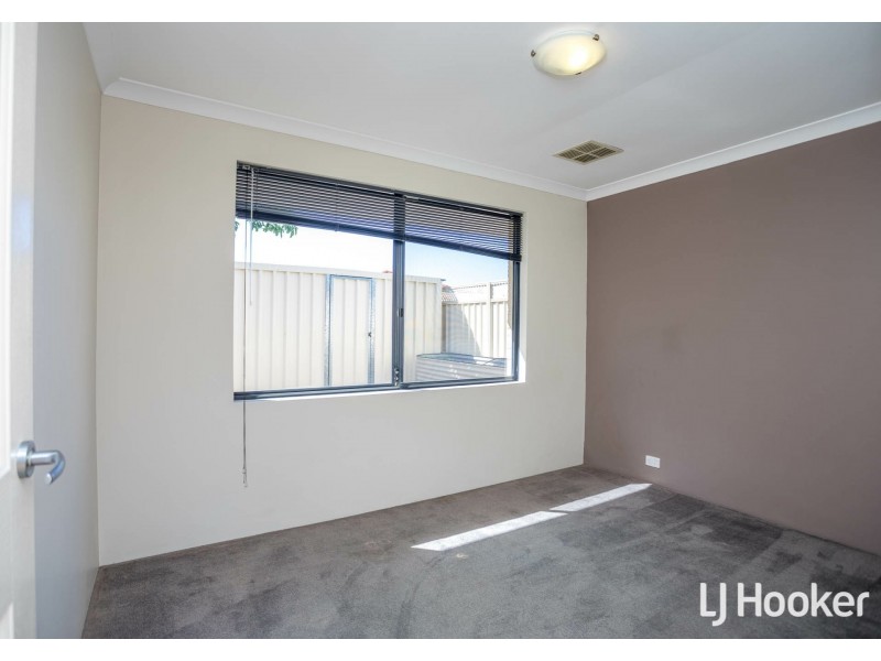 14 Dupont Way, Canning Vale WA 6155