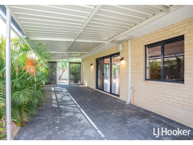 14 Dupont Way, Canning Vale WA 6155